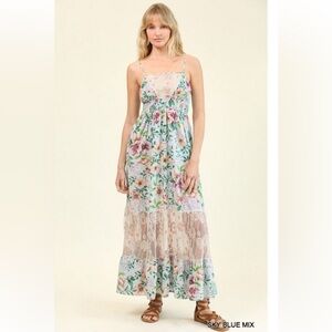 Floral Maxi Dress with Lace accents